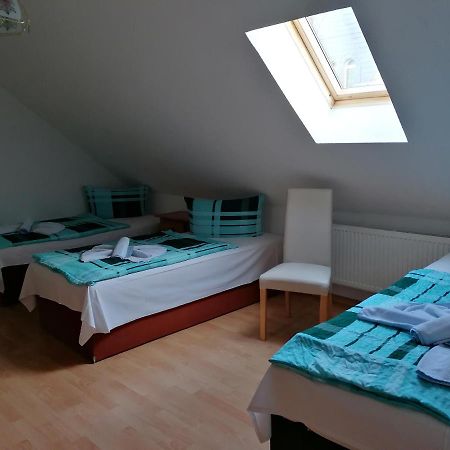 Hotel Garni Zum Goldenen Ring Quedlinburg Eksteriør billede
