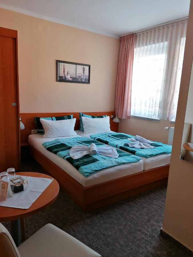 Hotel Garni Zum Goldenen Ring Quedlinburg Eksteriør billede