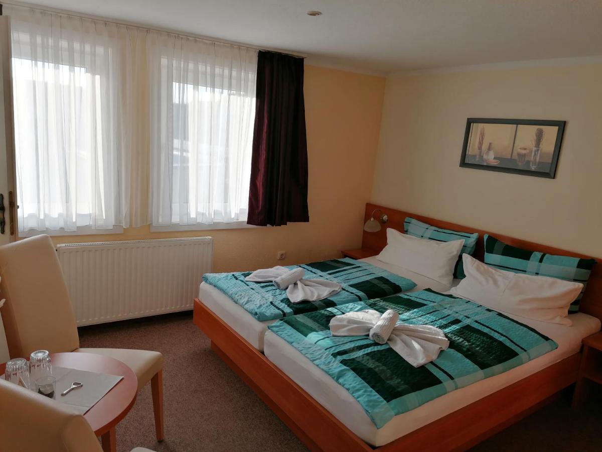 Hotel Garni Zum Goldenen Ring Quedlinburg Eksteriør billede