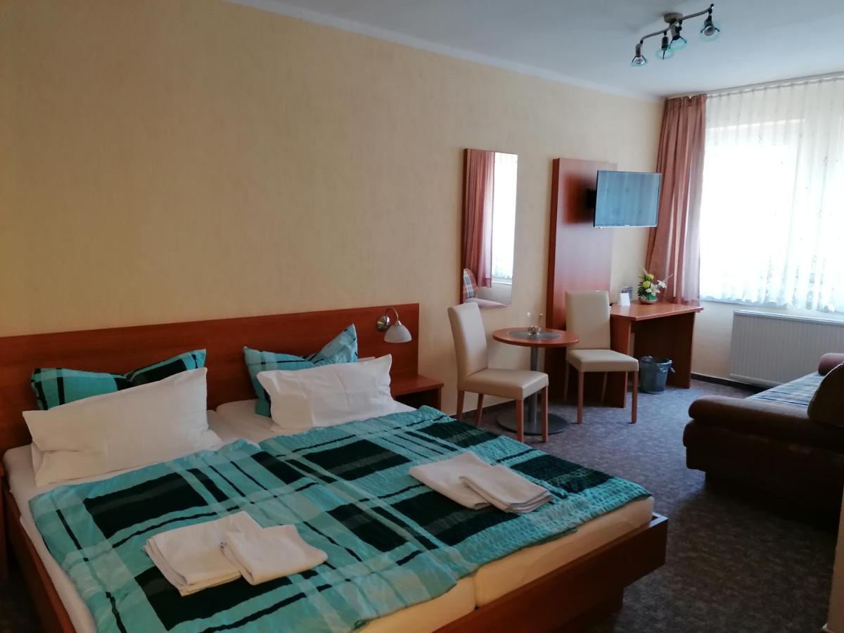 Hotel Garni Zum Goldenen Ring Quedlinburg Eksteriør billede