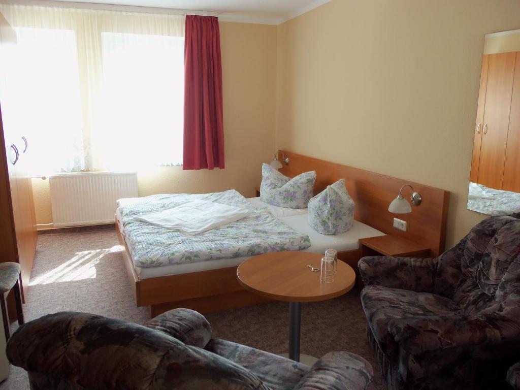 Hotel Garni Zum Goldenen Ring Quedlinburg Værelse billede